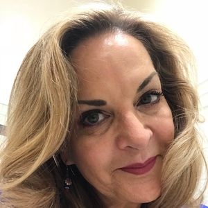 Meet your Posher, Carol